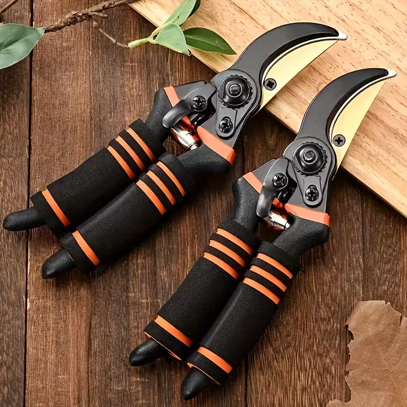 The Garden Pruning Shears